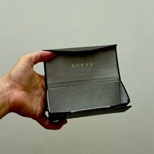 GUCCI glasses case with cloth